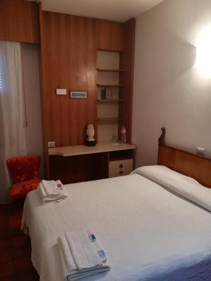 Manu Vintage B&B Cattolica Eksteriør billede