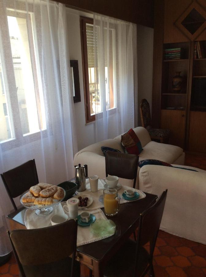 Manu Vintage B&B Cattolica Eksteriør billede