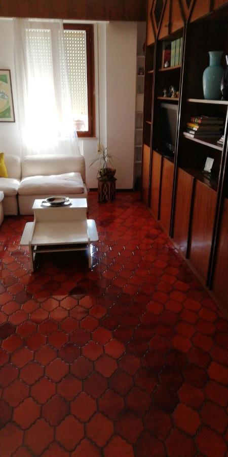 Manu Vintage B&B Cattolica Eksteriør billede